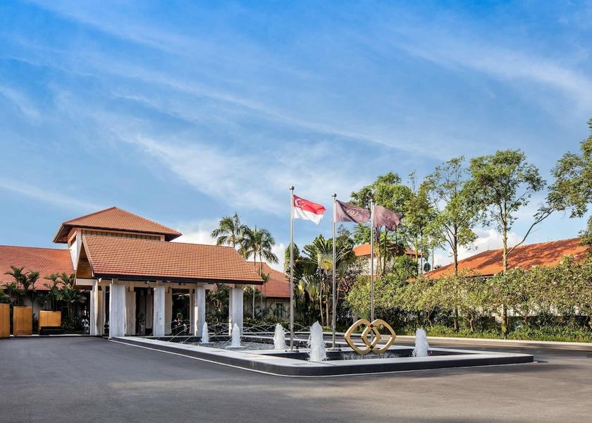  Singapore Exterior