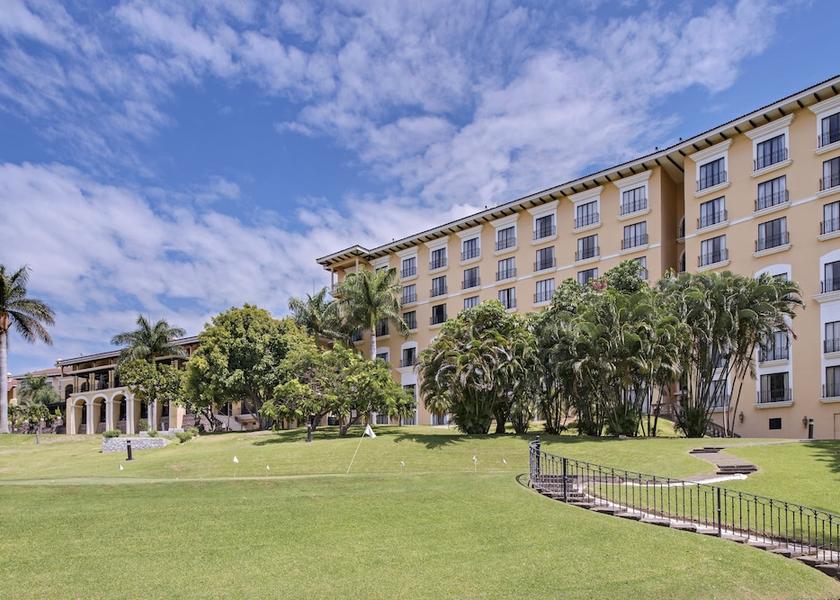 Alajuela San Antonio de Belen Exterior Detail