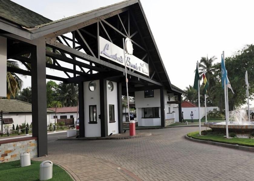  Accra Front of property