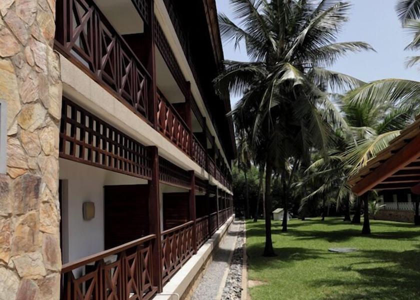  Accra Exterior