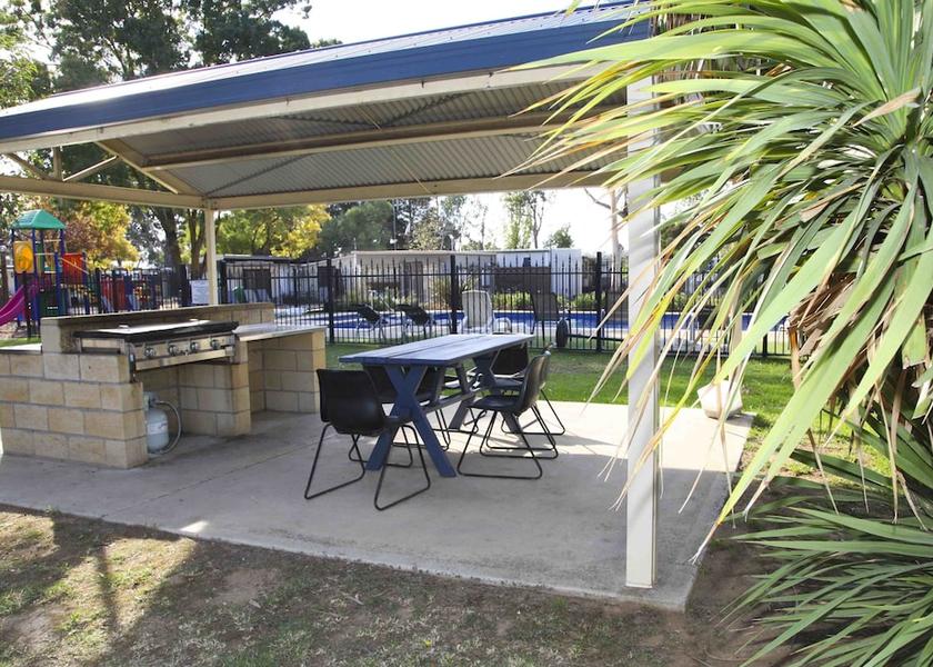 BBQ/picnic area