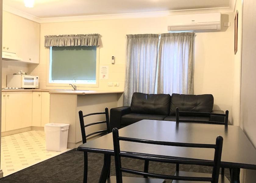 New South Wales Wagga Wagga In-Room Dining
