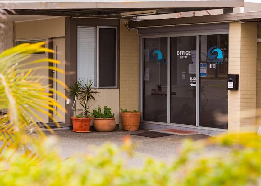 Gladstone Regional Gladstone Entrance