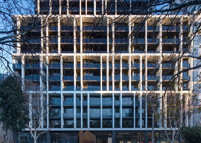 Victoria Melbourne Exterior