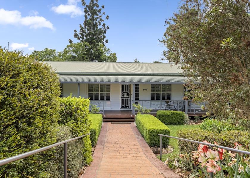 Queensland Yungaburra Front of property