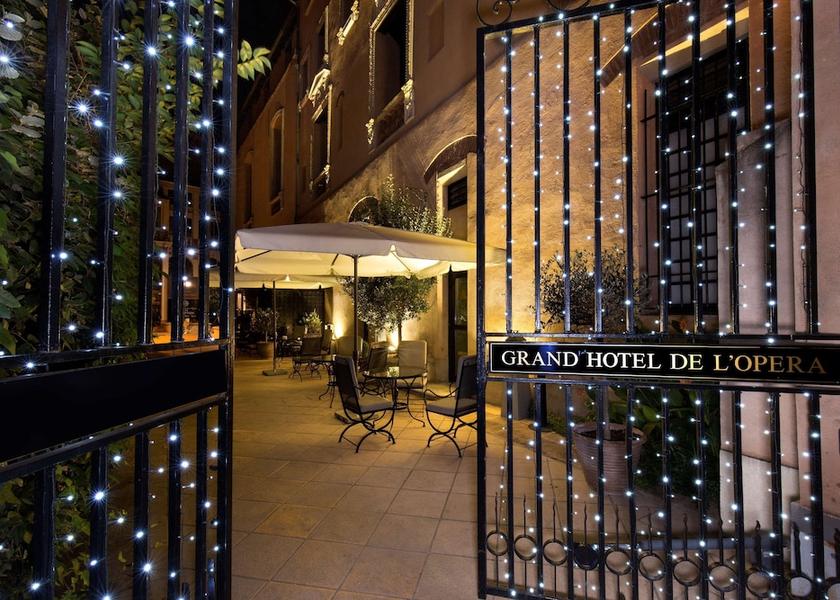 Occitanie Toulouse Courtyard