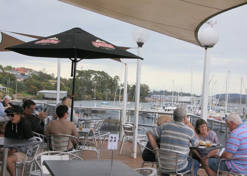 Tasmania Beauty Point Terrace
