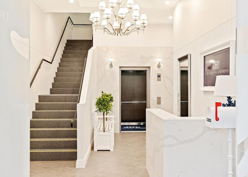 Victoria Port Melbourne Interior Entrance