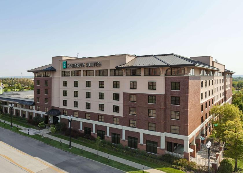 Nebraska Omaha Hotel Exterior