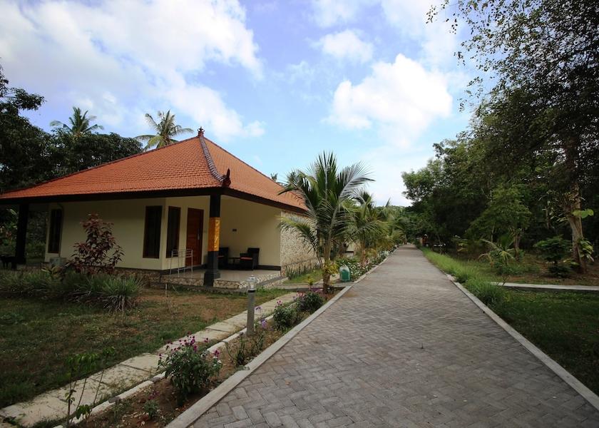  Penida Island Exterior Detail