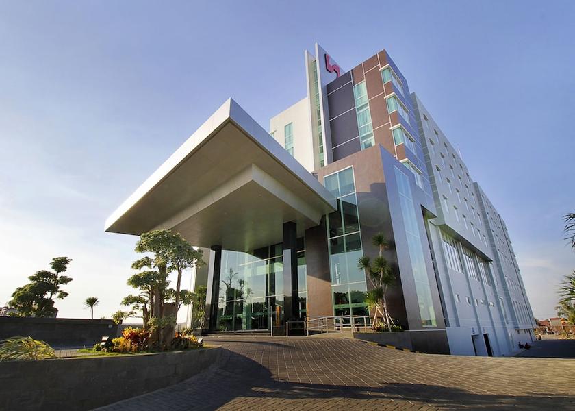 East Java Sidoarjo Front of property