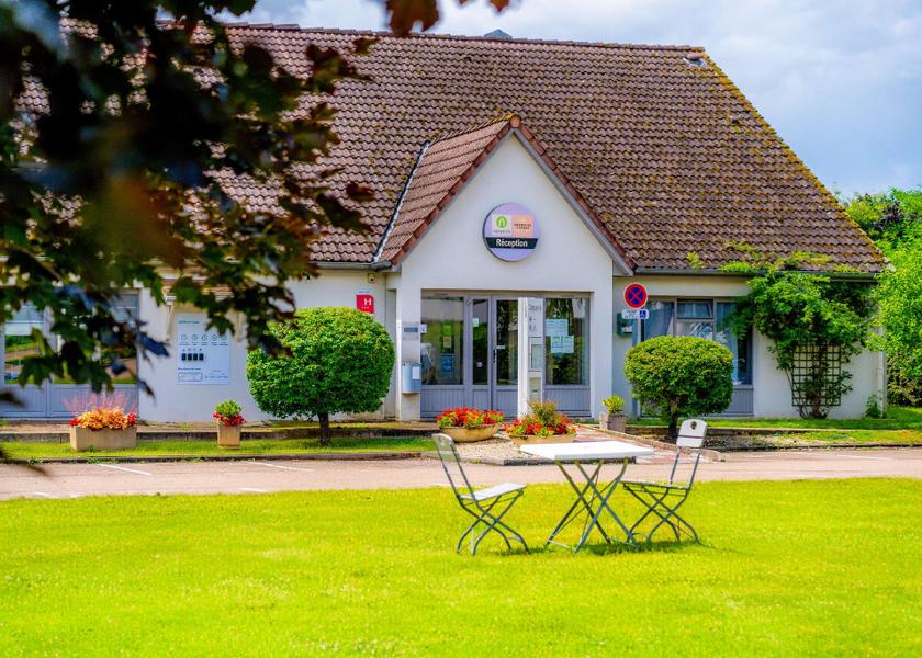 Bourgogne-Franche-Comte Sauvigny-le-Bois exterior view