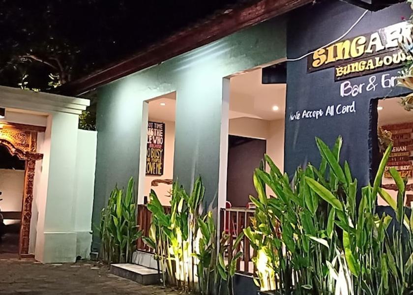 Front of property - evening/night