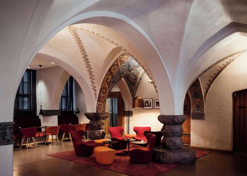  Helsinki Lobby