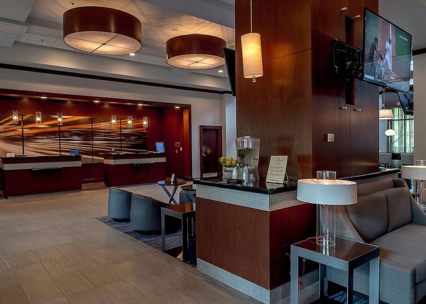 Missouri St. Louis Lobby