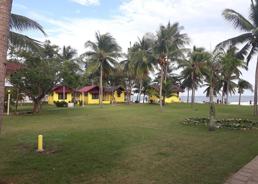 Prachuap Khiri Khan Thap Sakae Facade