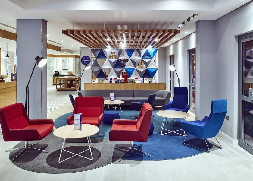  Gibraltar Lobby sitting area