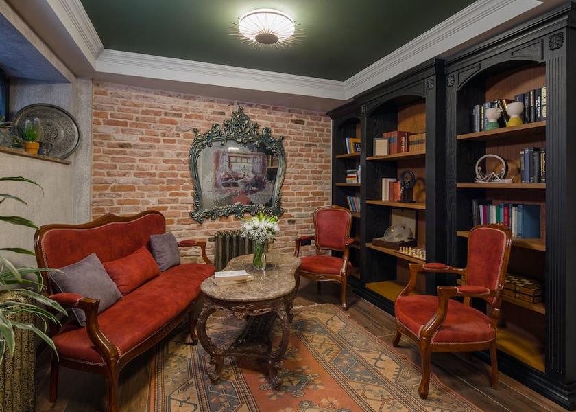 Istanbul Istanbul Lobby sitting area