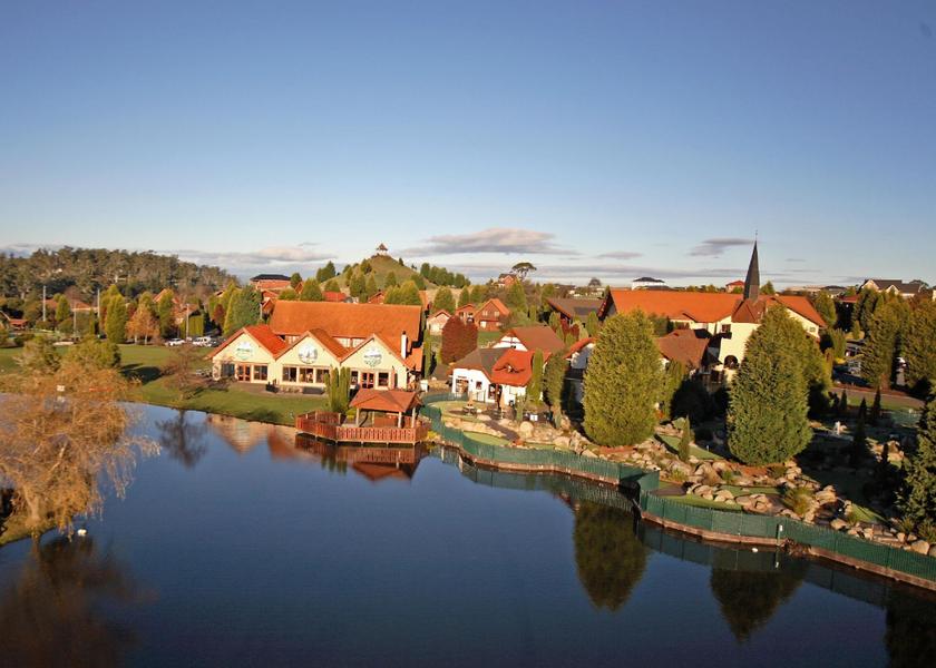 Tasmania Grindelwald exterior view