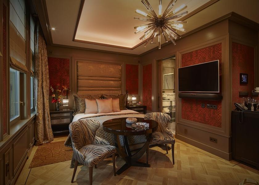 North Holland Amsterdam Room