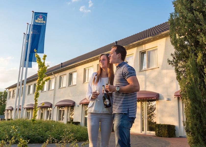 Limburg Heijenrath Exterior Detail