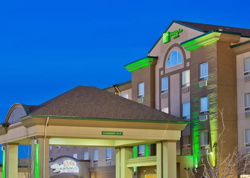 Alberta Grande Prairie Exterior Detail