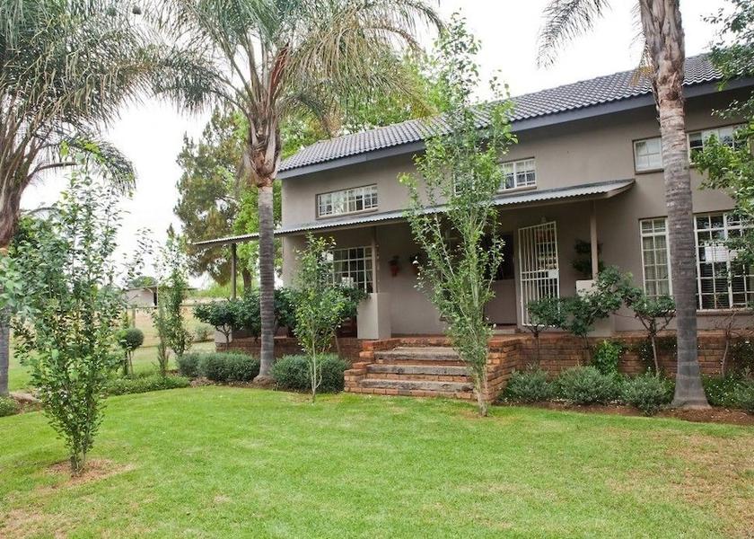 Gauteng Rayton Exterior Detail