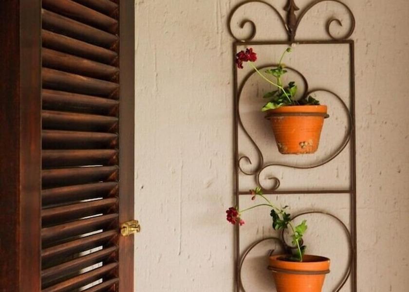 Gauteng Rayton Exterior Detail