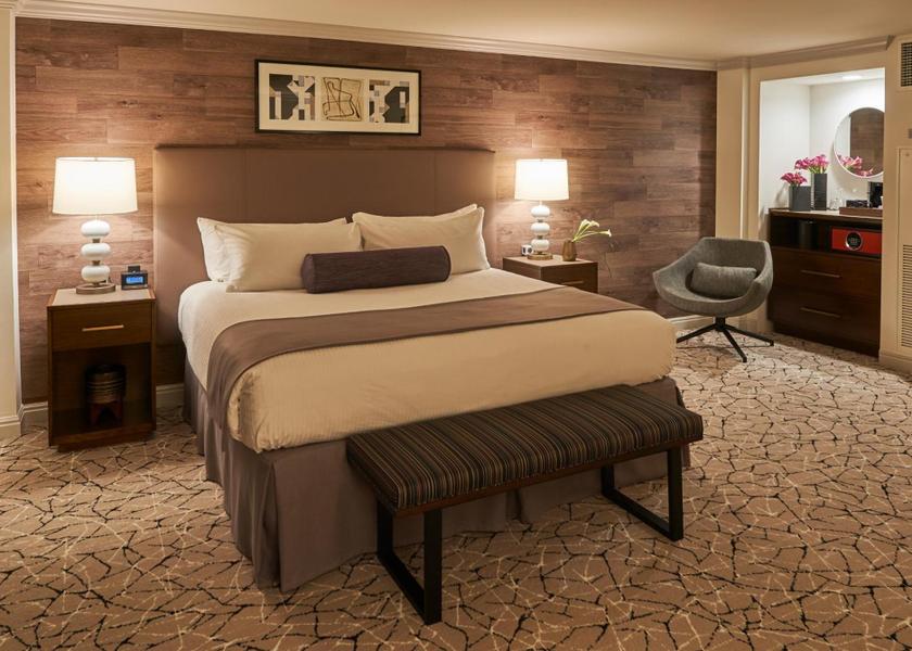 Colorado Denver Deluxe King Room