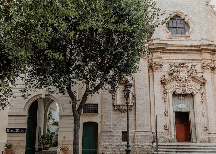Puglia Nardo Facade