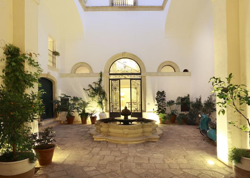 Puglia Nardo Entrance