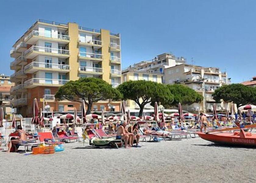 Liguria San Bartolomeo al Mare Beach