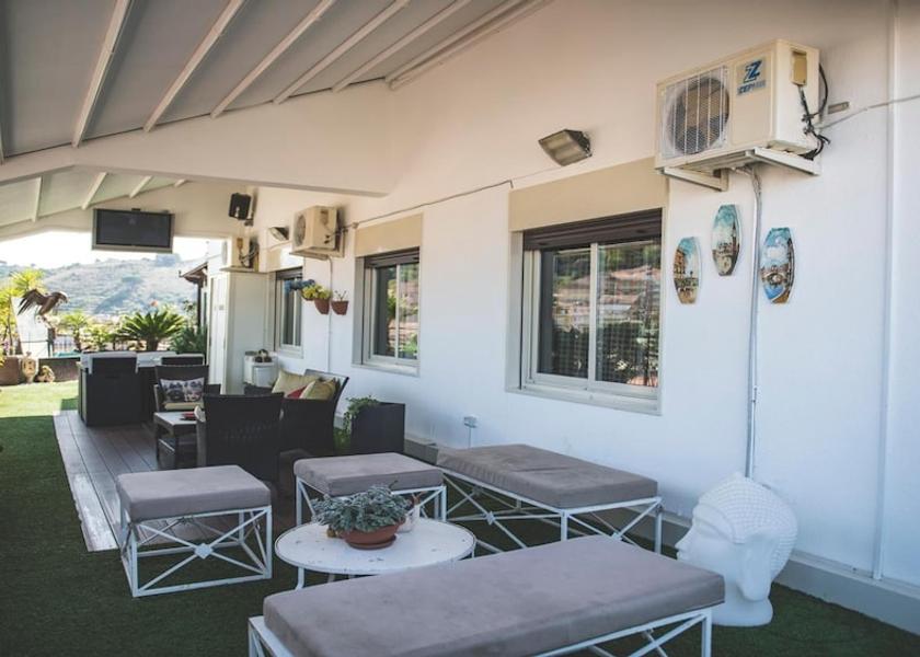 Sicily Valguarnera Caropepe Balcony