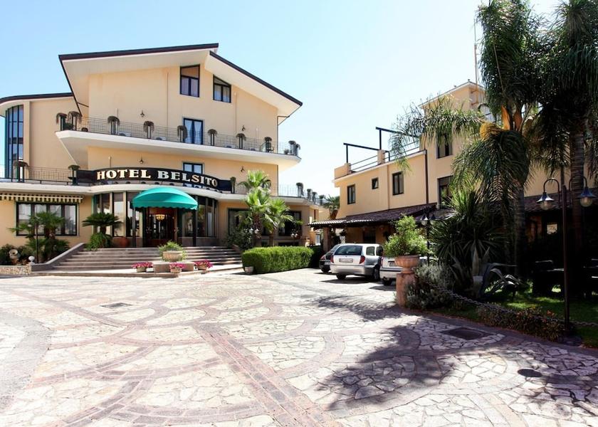 Campania Nola Exterior Detail