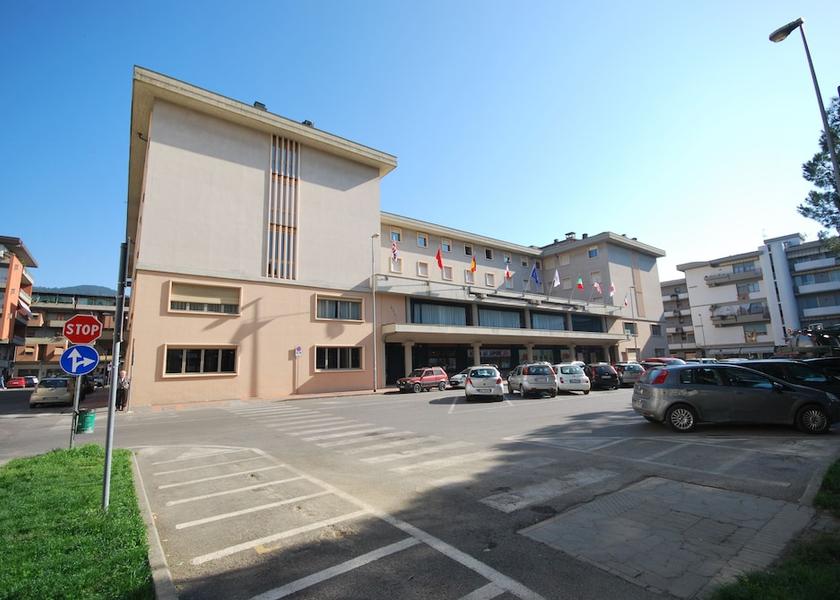 Tuscany Pontassieve Parking