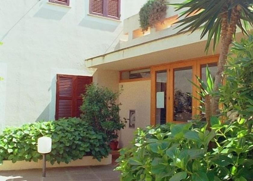 Sardinia La Maddalena Entrance