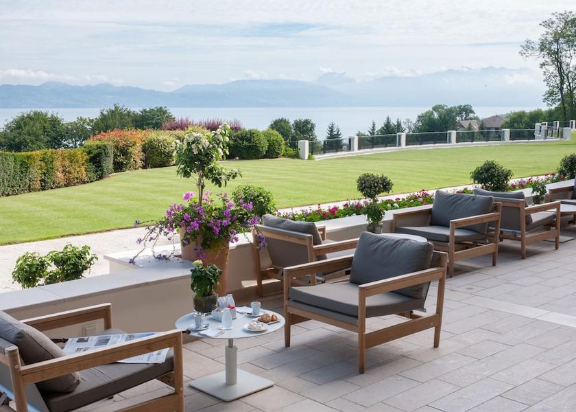 Auvergne-Rhone-Alpes Evian-les-Bains Exterior Detail