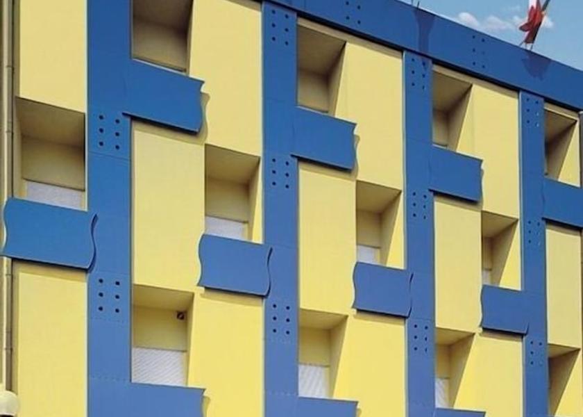 Marche Gabicce Mare Exterior Detail