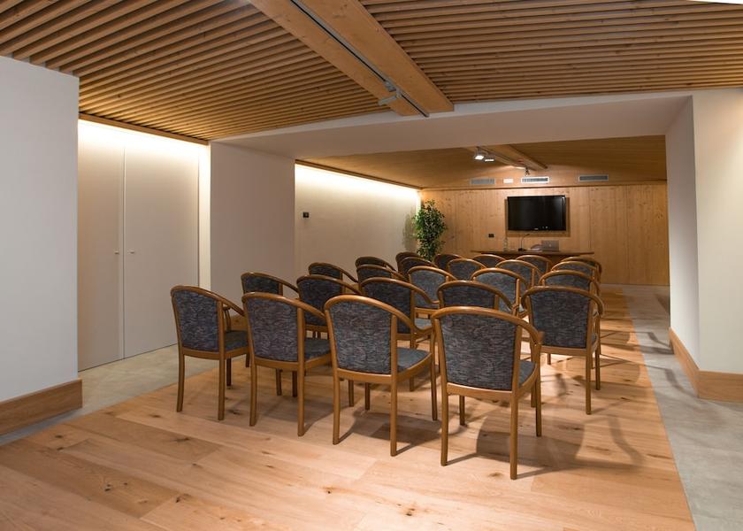 Lombardy Bormio Meeting Room
