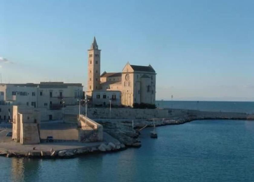Puglia Trani Exterior