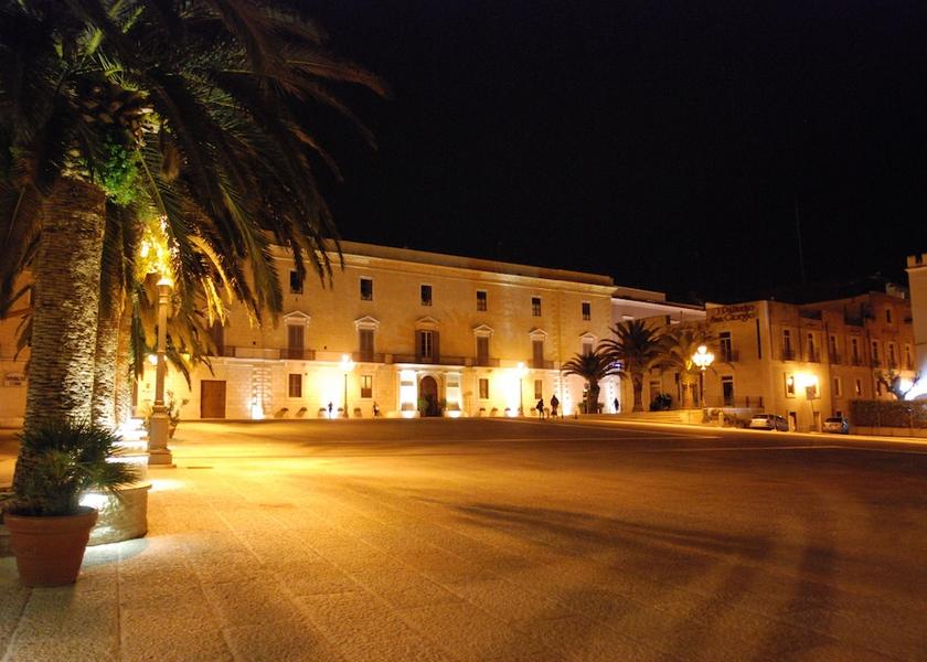 Puglia Trani Exterior