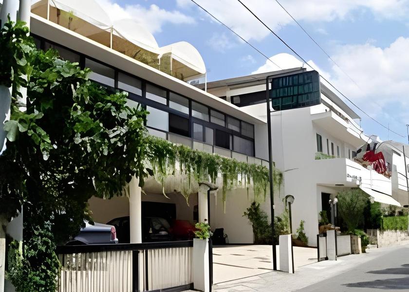 Puglia Castro Hotel Exterior