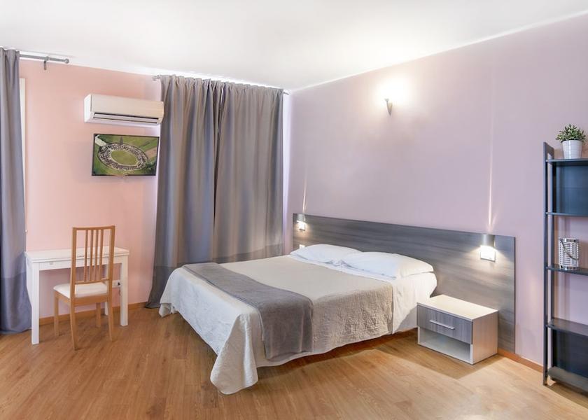 Liguria Sarzana Room