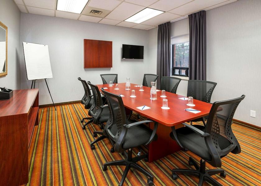 Ontario Peterborough Meeting Room