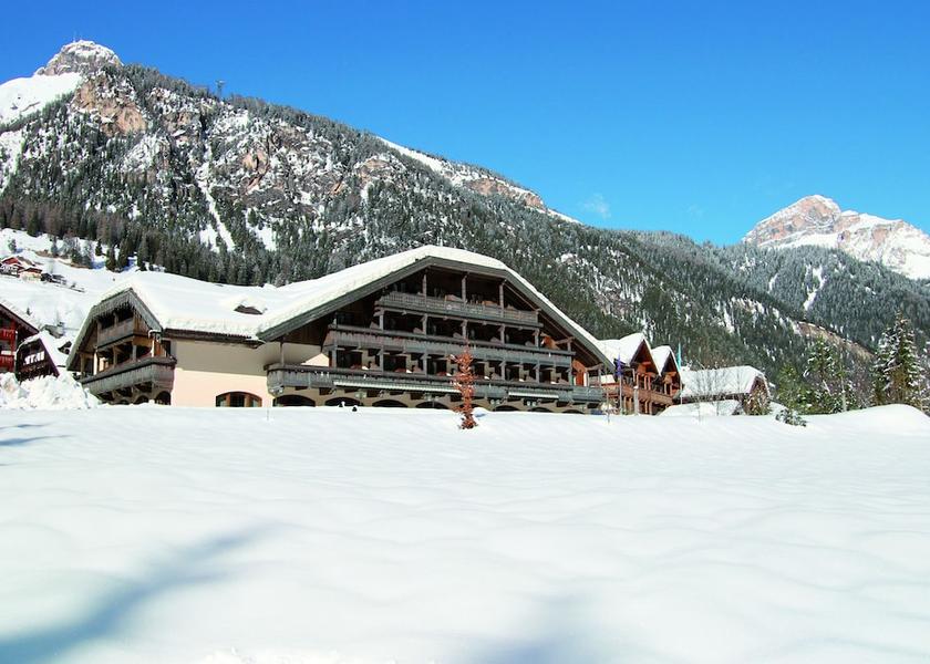 Trentino-Alto Adige Campitello di Fassa Facade