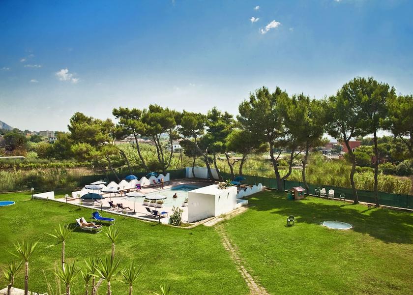 Campania Mondragone Pool