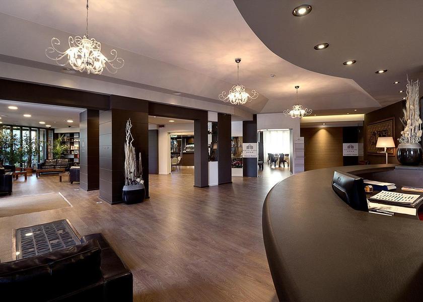 Tuscany Castiglion Fiorentino lobby