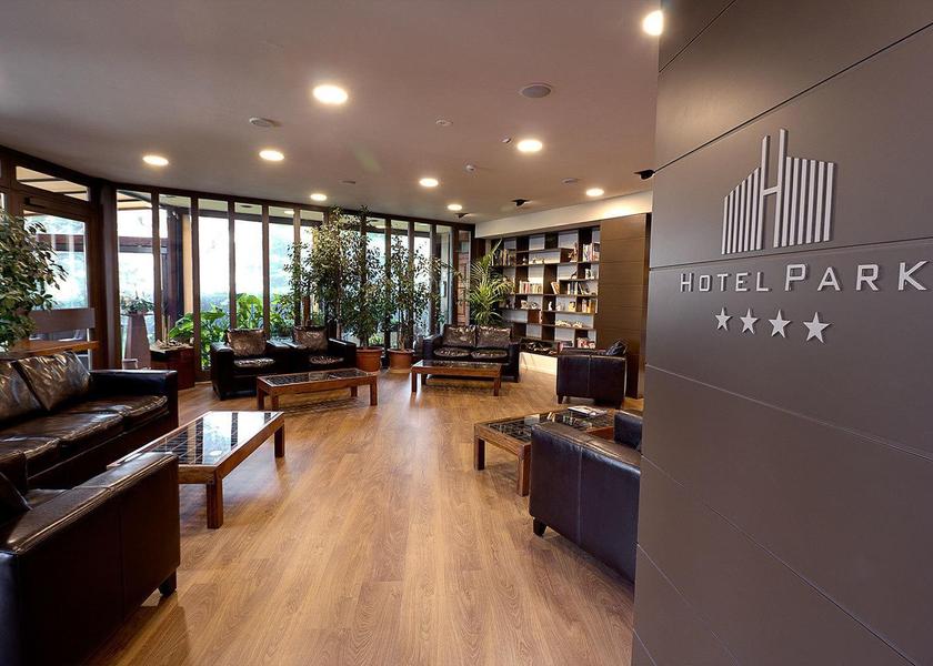 Tuscany Castiglion Fiorentino lobby