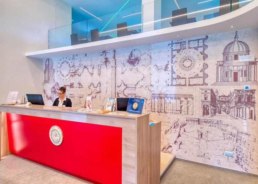 Marche Urbania Reception