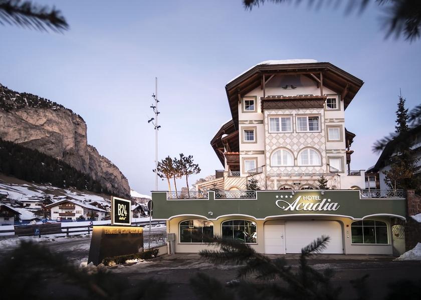 Trentino-Alto Adige Selva di Val Gardena Front of property